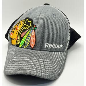 REEBOK Center Ice Sz. L/XL CHICAGO BLACKHAWKS NHL Flex‎ Fitted Black Gray